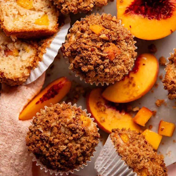 Peach Crumble Muffins